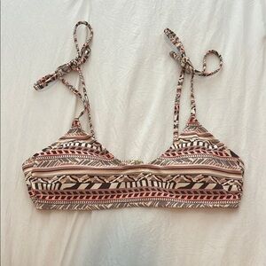Patterned Women's bathing suit top